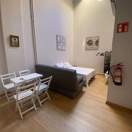 Studio In Barrio Salamanca Madrid Exterior photo