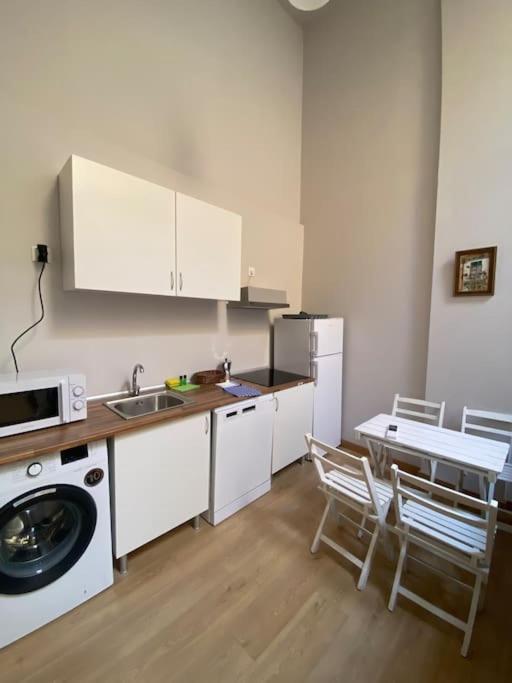 Studio In Barrio Salamanca Madrid Exterior photo